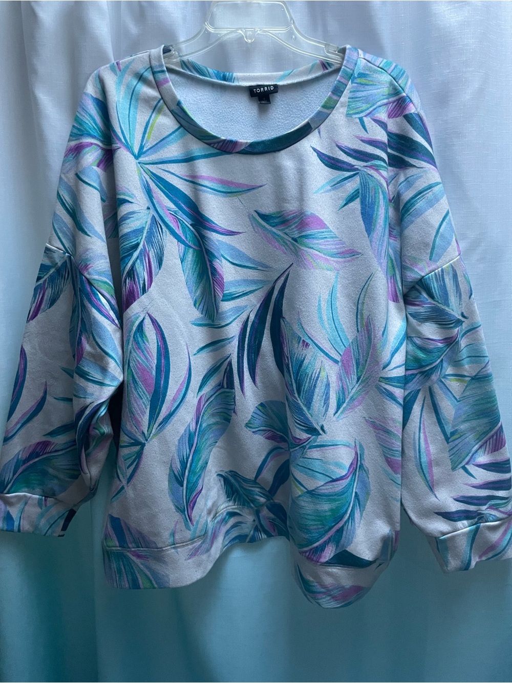 torrid White Pullover Sweater with Teal, Purple, Aqua Leaf Print